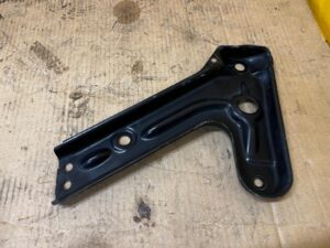 MOCOWANIE WSPORNIK SANEK PASA PRZEDNIEGO PRZÓD PRAWY MERCEDES GLS X166