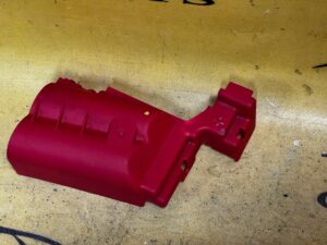 OSŁONA ZAŚLEPKA PLASTIK AKUMULATORA BMW 5 G30