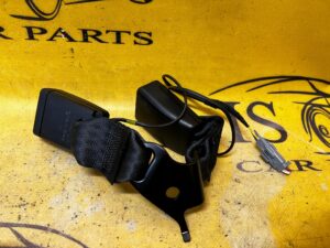 ZAPINKA ZAPINKI PASÓW BEZPIECZEŃSTWA TYŁ DACIA DUSTER II