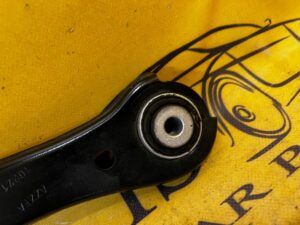 WAHACZ TYLNY TYŁ LEWY PRAWY FORD ESCAPE MK4