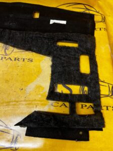 WYKŁADZINA WYGŁUSZENIE PODŁOGI TYŁ TYLNE AUDI A8 D4 4H