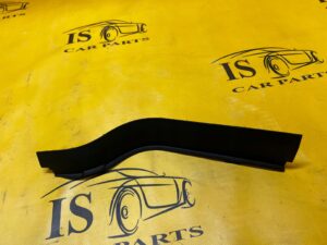 POSZYCIE OSŁONA OBUDOWA SŁUPKA PRZÓD A PRAWA PRAWY VOLKSWAGEN GOLF VIII HB