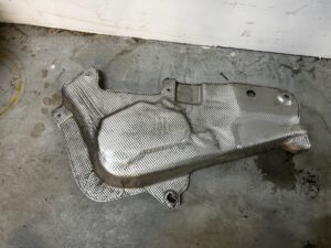 BLACHA OSŁONA OBUDOWA TERMICZNA FORD EXPLORER MK6 3.3 V6 FHEF HYBRID