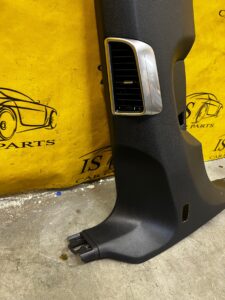 POSZYCIE OSŁONA SŁUPKA ŚRODKOWEGO B LEWY PORSCHE PANAMERA 970 I LIFT