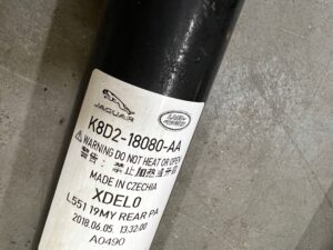 KOMPLET AMORTYZATORY TYŁ TYLNE RANGE ROVER EVOQUE II L551 2.0 DIESEL