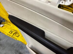 TAPICERKA BOCZEK DRZWI TYŁ LEWY MERCEDES GLS X166