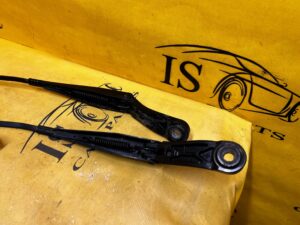 KOMPLET RAMIONA RAMIĘ WYCIERACZEK WYCIERACZKI PRZÓD PEUGEOT 308 II T9 EU