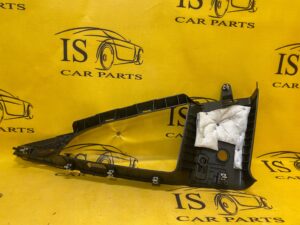 OSŁONA SŁUPKA SZYBY LEWA FORD MUSTANG MK6 VI