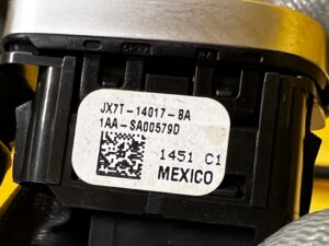 PRZYCISK PRZEŁĄCZNIK CENTRALNEGO ZAMKA DRZWI PRZÓD LEWY FORD ESCAPE MK4