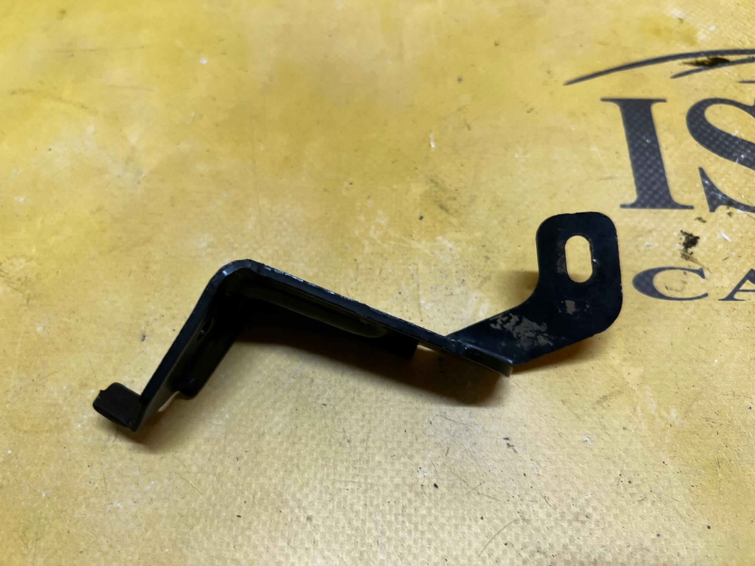 MOCOWANIE WSPORNIK UCHWYT RENAULT DACIA 1.5 BLUE DCI