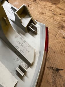 LAMPA W BŁOTNIK TYŁ TYLNA PRAWY PRAWA LED PEUGEOT 508 I KOMBI SW EU