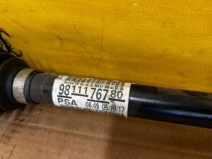 PÓŁOŚ PRZÓD PRZEDNIA PRAWY PRAWA PEUGEOT 3008 II 1.5 BLUE HDI