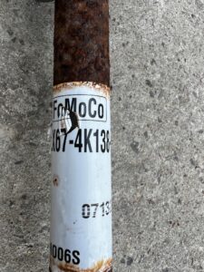 PÓŁOŚ TYLNA TYŁ PRAWA PRAWY FORD ESCAPE MK4 1.5 EB 4WD 4X4