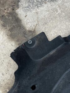 PŁYTA OSŁONA DOLNA PODWOZIA PRAWA FORD ESCAPE MK4