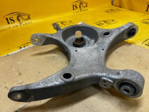 WAHACZ TYŁ TYLNY PRAWY FORD EXPLORER MK6