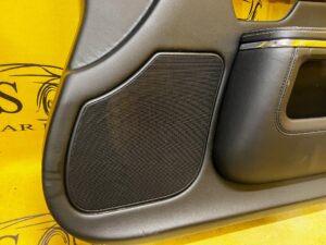 BOCZEK DRZWI PRZÓD PRZEDNIE PRAWE PRAWY JAGUAR XJ VII X351