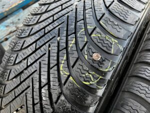 KOŁA FELGI OPONY ZIMOWE VOLVO V50 255/50 R17