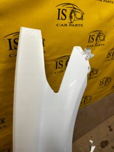 BŁOTNIK PRZÓD PRZEDNI PRAWY INFINITI Q70 M35h BIAŁA PERŁA