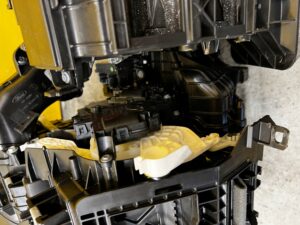 KOMPLETNA NAGRZEWNICA DMUCHAWA FORD KUGA MK3 RHD