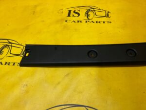 LISTWA OSŁONA BLENDA ŚRODKOWA RYNIENKI BAGAŻNIKA BMW X6 F16