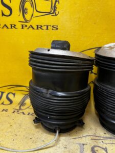 KOMPLET PODUSZKA PODUSZKI MIECHY ZAWIESZENIA MERCEDES E-KLASA W213 KOMBI