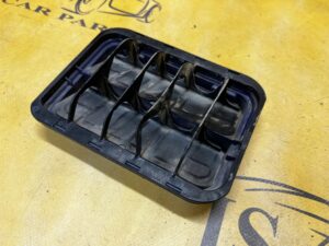 2 X KRATKA WENTYLACYJNA DEKOMPRESYJNA TYŁ PEUGEOT 508 I