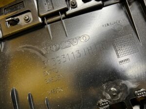TAPICERKA BOCZEK DRZWI PRZÓD LEWY VOLVO XC90 II EU