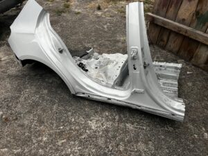 ĆWIARTKA BŁOTNIK SŁUPEK B TYLNY TYŁ PRAWY MERCEDES W177 A KLASA A35