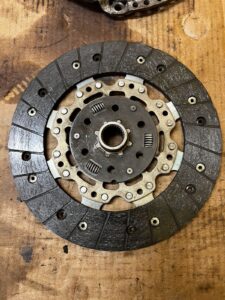 ZESTAW SPRZĘGŁO DOCISK CITROEN PEUGEOT 1.2 THP