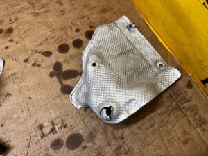 BLACHA OSŁONA TERMICZNA MERCEDES GLS X166