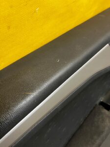 TAPICERKA BOCZEK DRZWI PRZÓD LEWY FORD KUGA MK3