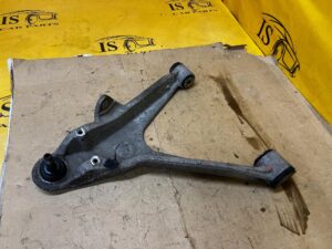 WAHACZ PRZÓD PRZEDNI LEWY DOLNY CHEVROLET CORVETTE C5 97-04