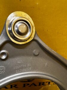 WAHACZ GÓRNY PRZÓD PRZEDNI PRAWY BMW X5 G05 X6 G05 NOWY OEM