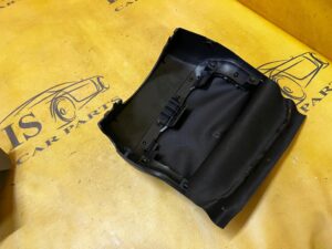 OBUDOWA OSŁONA GÓRNA KOLUMNY KIEROWNICZEJ FORD BRONCO 21-