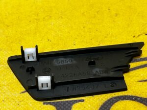 LEWA OSŁONA ZAŚLEPKI KLAMKI DRZWI FORD KUGA MK3