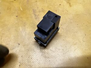 KOMPLET PRZEŁĄCZNIK PODGRZEWANIA FOTELA LEWY PRAWY PEUGEOT 508 I