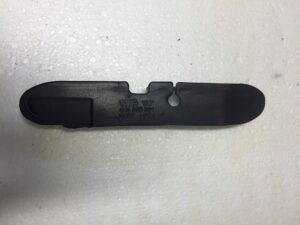 WYGŁUSZENIE SŁUPKA B AUDI A8 4H0863801