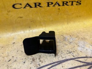 OSŁONA PLASTIK ZAŚLEPKA ISOFIX PORSCHE CAYENNE II 7P5 LIFT 92A