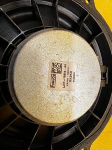 ZESTAW NAGŁOŚNIENIE GŁOŚNIKI BANG OLUFSEN FORD KUGA MK3