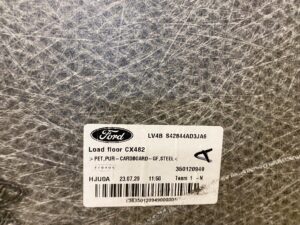 WYKŁADZINA PODŁOGA DYWAN BAGAŻNIKA FORD KUGA MK3