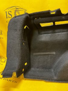 BOCZEK BAGAŻNIKA LEWY TYŁ RENAULT MEGANE IV KOMBI