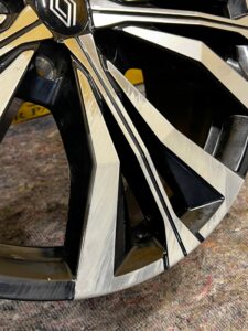 FELGA ALUMINIOWA 8.0 J x 20″ 5×114.3 ET 40 RENAULT ESPACE VI