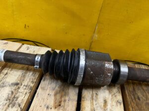 PÓŁOŚ PRZÓD PRZEDNIA PRAWY PRAWA RENAULT SCENIC IV 1.5 D