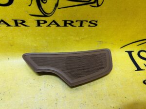 P TYŁ OSŁONA MASKOWNICA GŁOŚNIKA BOCZKA AUDI A8 D5