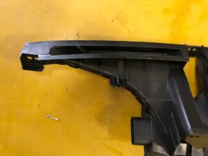 TUNEL KANAŁ POWIETRZA DESKI NISSAN LEAF I ZE0