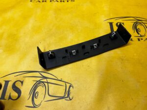 OSŁONA ZAŚLEPKA TUNELU ŚRODKOWEGO TYLNA LAND ROVER DISCOVERY 5 V L462