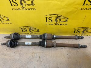 PÓŁOŚ PRZÓD PRZEDNIA PRAWY PRAWA RENAULT MEGANE IV 1.2 TCE