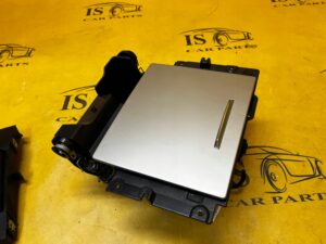 SCHOWEK ZAPALNICZKA RAMKA DEKOR TUNELU ŚRODKOWEGO FORD EXPLORER MK6