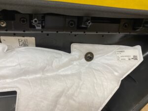 TAPICERKA BOCZEK DRZWI TYŁ LEWY MERIDIAN LAND ROVER DISCOVERY V L550