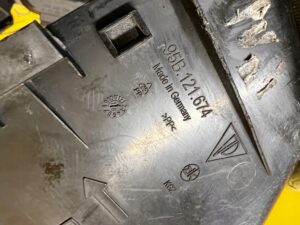 DEFLEKTOR KIEROWNICA POWIETRZA PRZÓD PRAWY PRAWA PORSCHE MACAN 95B